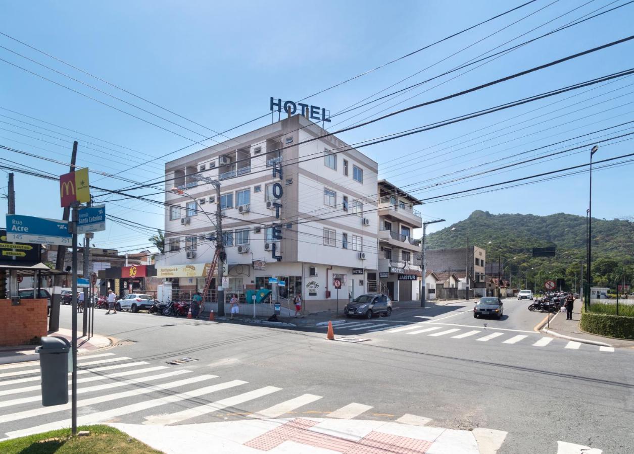 Jaistur Hotel *